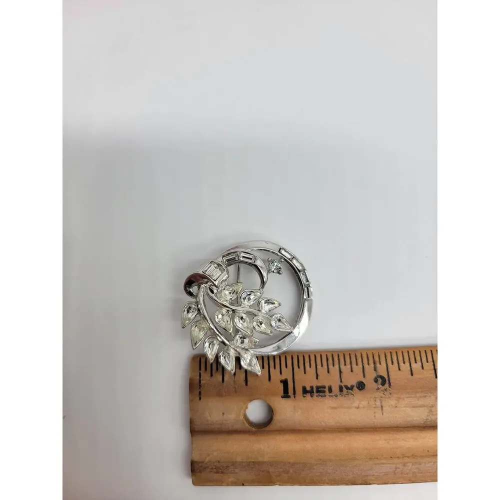 Vintage Crown Trifari 1950's Wreath Silver Rhinestone Brooch Pin Jewelry